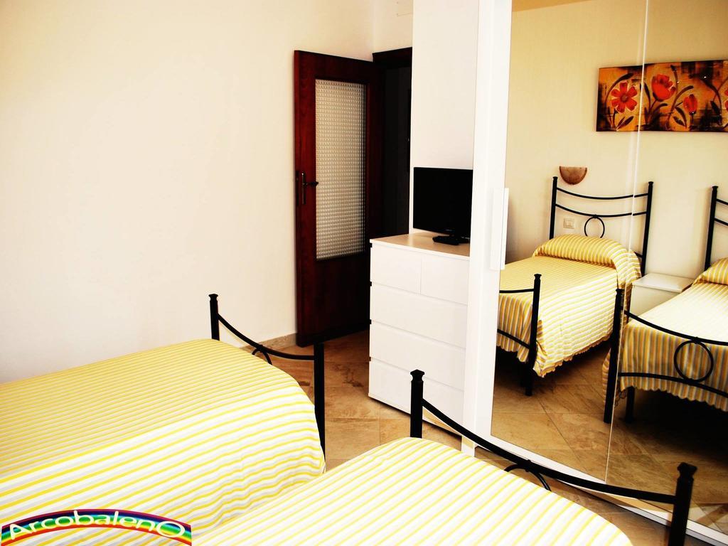Bed and Breakfast Il Nuovo Arcobaleno Альгеро Экстерьер фото